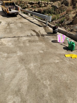 任城乡间水泥小路使用地面硬化剂之后客户反馈